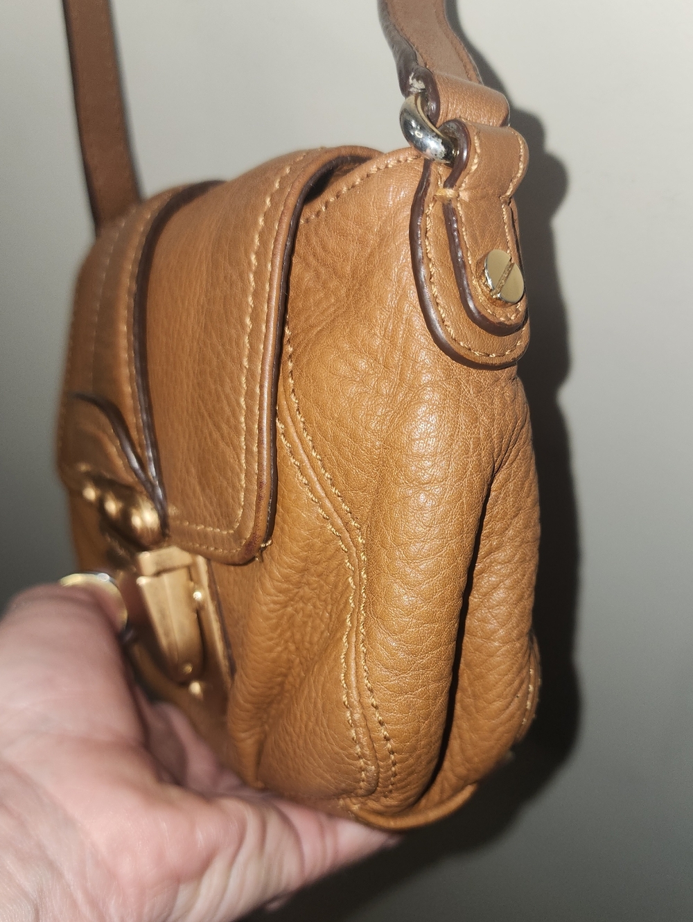 Michael Kors Cognac Pebble Leather Crossbody Copper Gold Hardware Buckle Mini - Picture 4 of 16